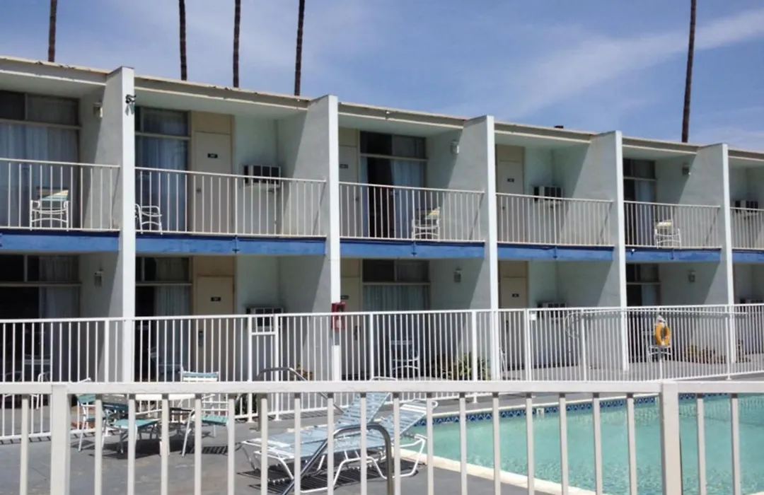 Inn Of Long Beach-1